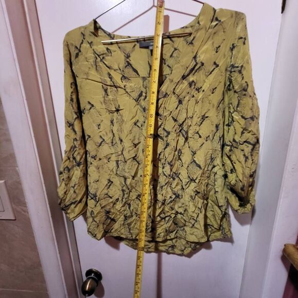 100% Silk Matty M Snakeskin Shirt - Size M - Picture 9 of 9